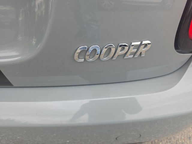 2015 MINI Cooper Hardtop 2 Door   - 23070512 - 25