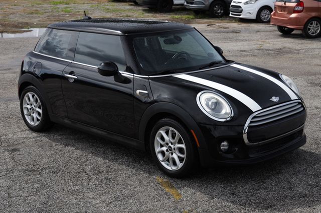 2015 MINI Cooper Hardtop 2 Door  - 23067248 - 17