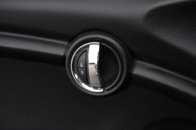 2015 MINI Cooper Hardtop 2 Door  - 23067248 - 42