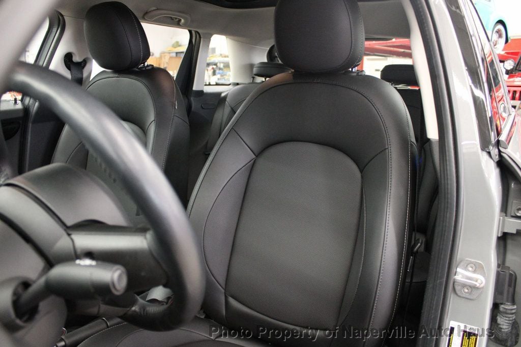 2015 Mini Cooper Hardtop 4 Door photo 19