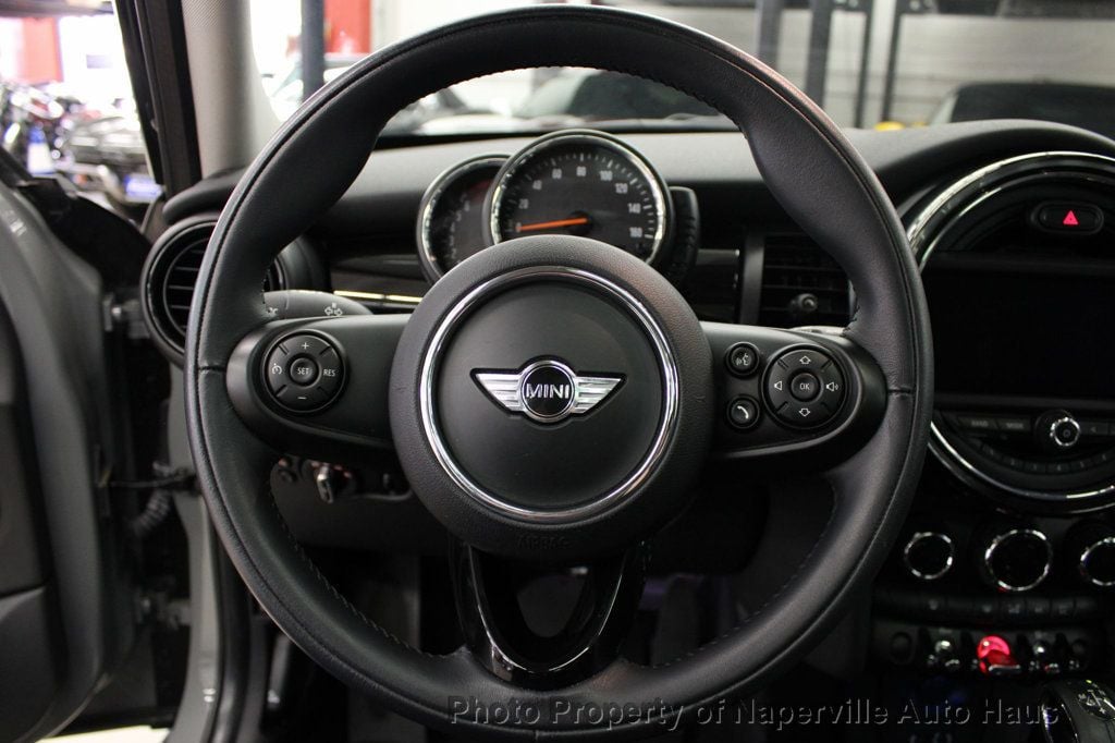 2015 Mini Cooper Hardtop 4 Door photo 21