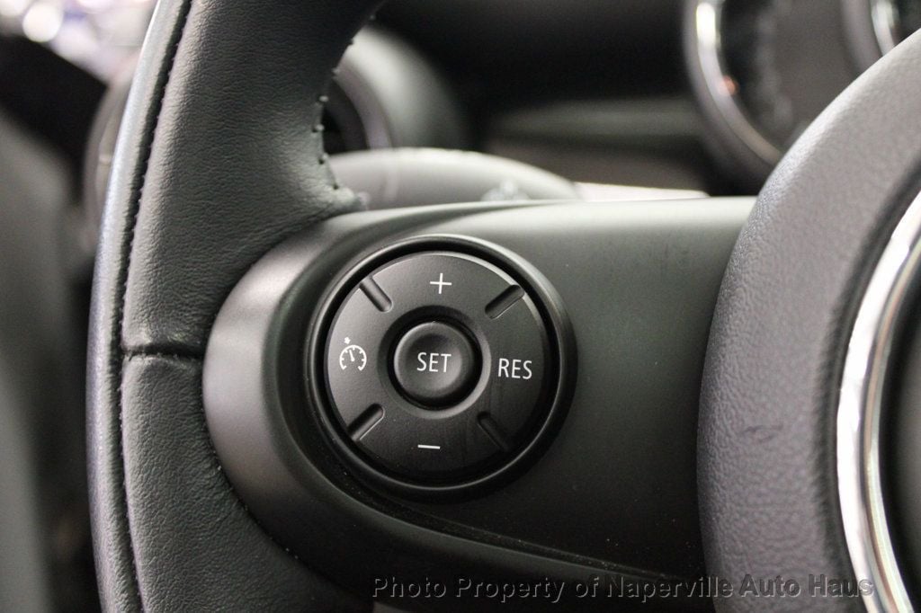 2015 Mini Cooper Hardtop 4 Door photo 23