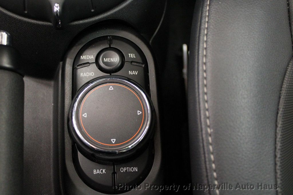 2015 Mini Cooper Hardtop 4 Door photo 34