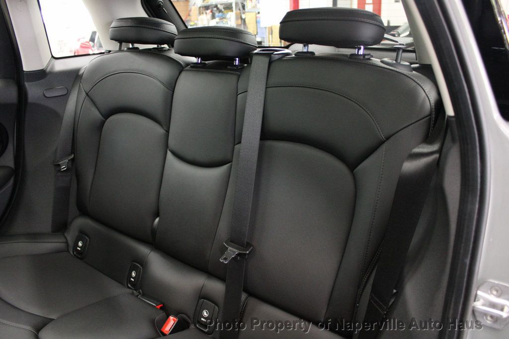 2015 Mini Cooper Hardtop 4 Door photo 39