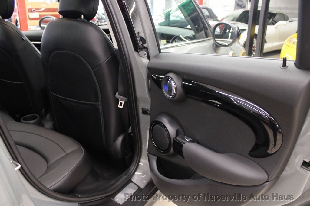 2015 Mini Cooper Hardtop 4 Door photo 41