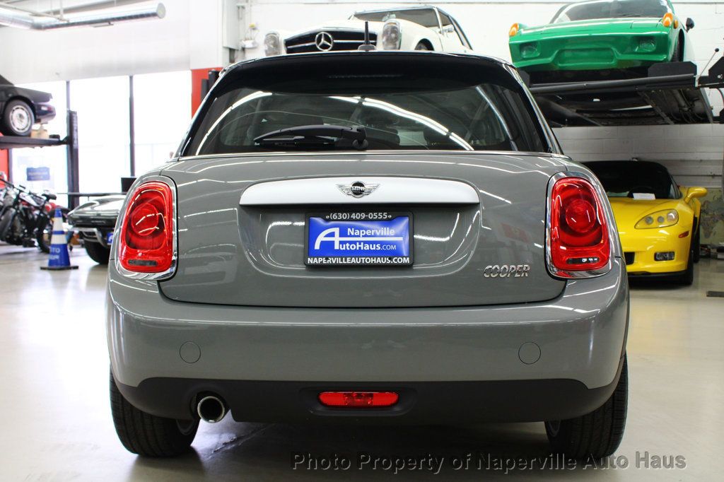 2015 Mini Cooper Hardtop 4 Door photo 8