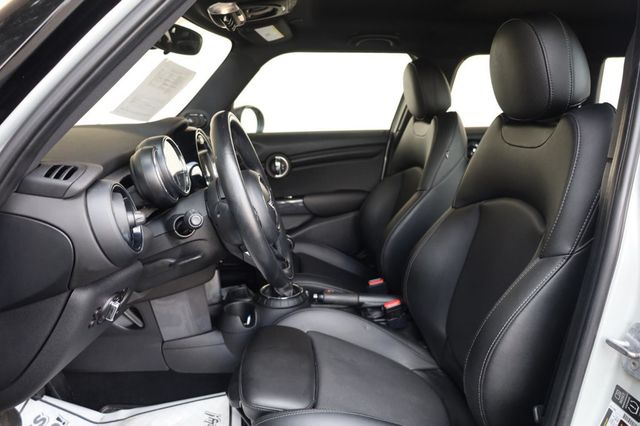 2015 MINI Cooper Hardtop 4 Door Base - 23049421 - 13