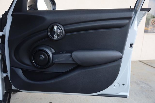 2015 MINI Cooper Hardtop 4 Door Base - 23049421 - 21