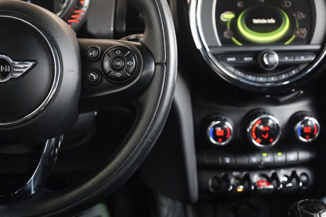2015 MINI Cooper Hardtop 4 Door Base - 23049421 - 28