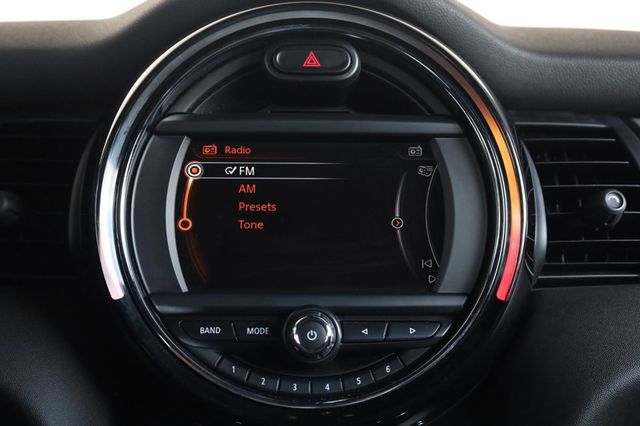 2015 MINI Cooper Hardtop 4 Door Base - 23049421 - 34