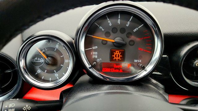 2015 MINI Cooper Roadster 2dr w/ harman/kardon Premium Sound & Piano Black Int. Surface - 23016918 - 14