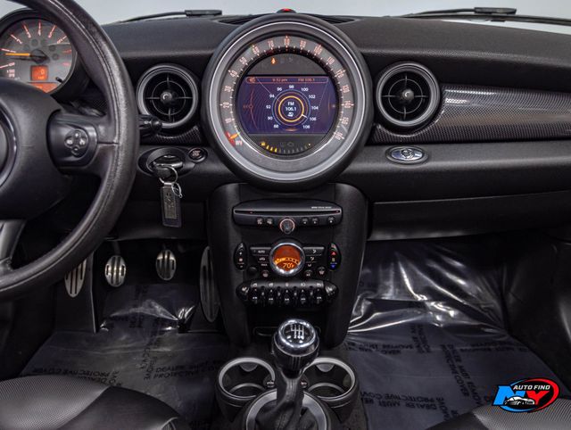 2015 MINI Cooper S Convertible 6-SPD MANUAL, CONVERTIBLE, HEATED SEATS, TECH PKG, SPORT PKG - 22995774 - 10