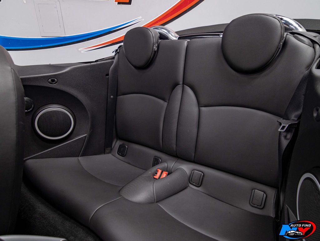 2015 Mini Cooper S Convertible photo 17