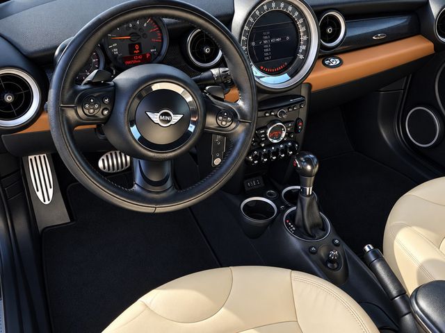 2015 MINI Cooper S Convertible CONVERTIBLE, NAVI & TECH PKG, HARMAN KARDON SOUND, HEATED SEATS  - 23092307 - 2