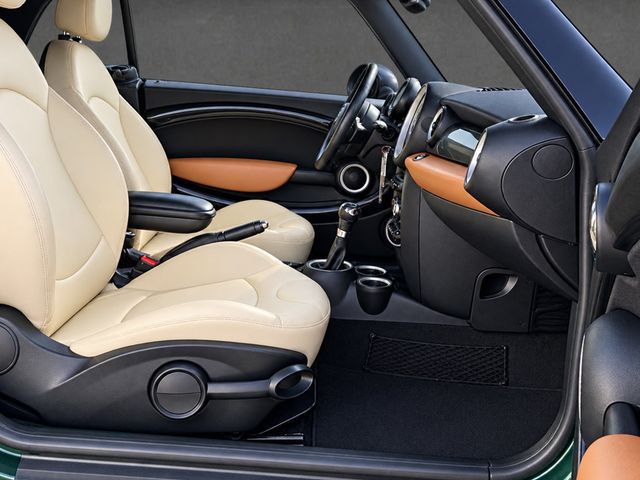 2015 MINI Cooper S Convertible CONVERTIBLE, NAVI & TECH PKG, HARMAN KARDON SOUND, HEATED SEATS  - 23092307 - 5