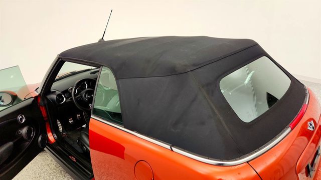 2015 MINI Cooper S Convertible w/ Technology & Cold Weather Pkgs, Nav & JCW Interior - 23002234 - 9