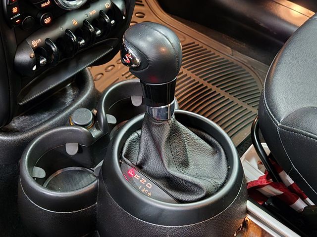 2015 MINI Cooper S Countryman   - 22975839 - 18