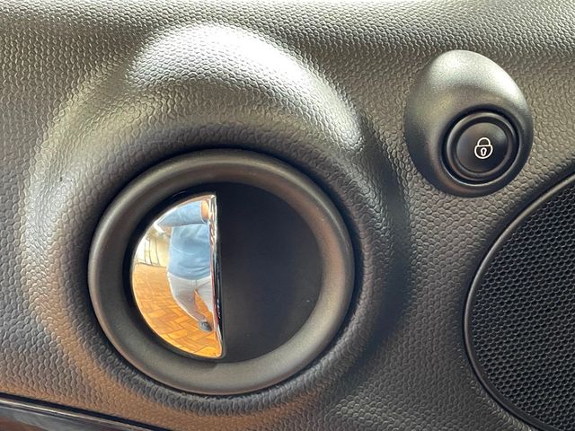 2015 MINI Cooper S Countryman ALL4 - 22958861 - 17