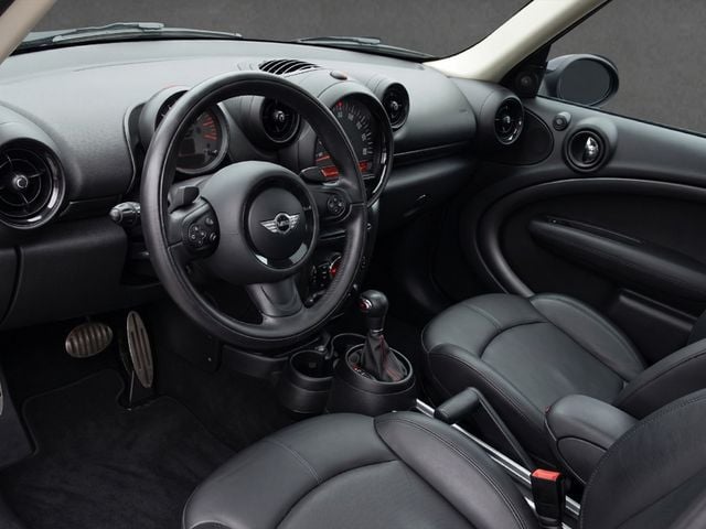 2015 MINI Cooper S Countryman ONE OWNER, AWD, PAN SUNROOF, HEATED SEATS, HARMAN KARDON SOUND - 23026275 - 2