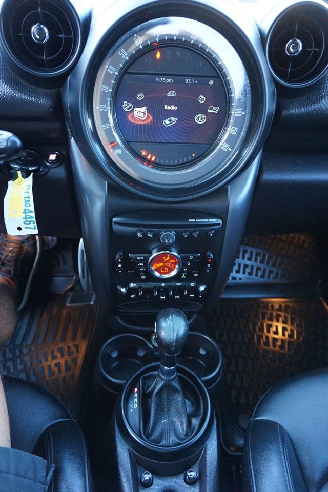 2015 MINI Cooper S Countryman PREMIUM WHEELS, PANO MOON ROOF, LEATHER SEATS, NAVIGATION - 23086225 - 26