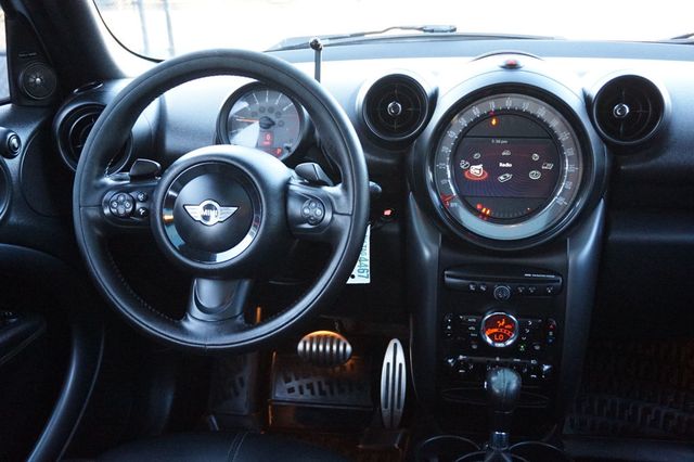 2015 MINI Cooper S Countryman PREMIUM WHEELS, PANO MOON ROOF, LEATHER SEATS, NAVIGATION - 23086225 - 47