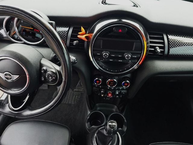 2015 MINI Cooper S Hardtop 2 Door 6-SPD MANUAL, HEATED FRONT SEATS, BLACK GRILLE, APPROACH LIGHTS - 23000353 - 2