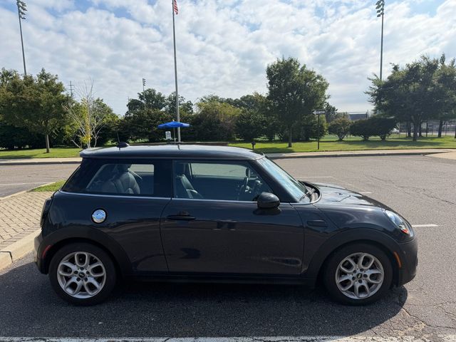 2015 MINI Cooper S Hardtop 2 Door CLEAN CARFAX, 6-SPD MANUAL, HEATED MIRRORS, CENTER ARMREST - 23050196 - 17