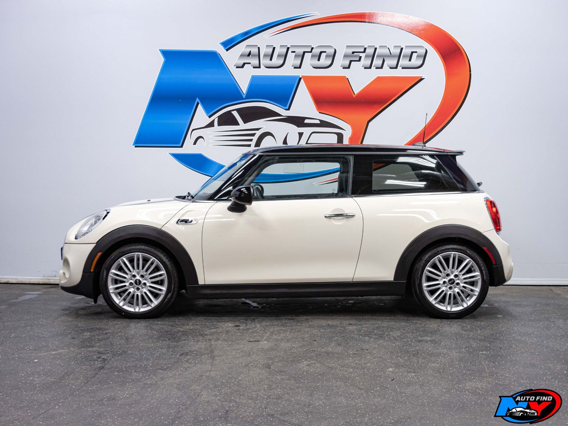 2015 Mini Cooper S Hardtop 2 Door photo 8