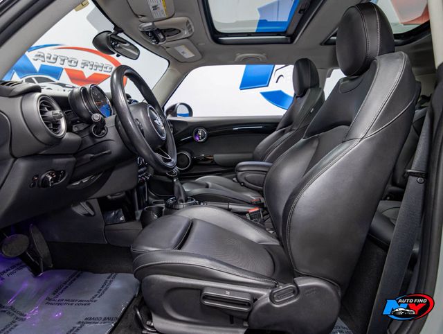 2015 MINI Cooper S Hardtop 2 Door PANORAMIC SUNROOF, CENTER ARMREST, HEATED MIRRORS - 22961362 - 14