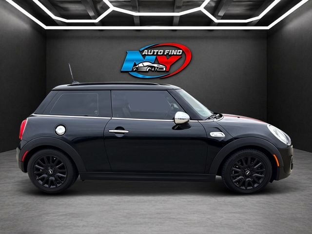 2015 MINI Cooper S Hardtop 2 Door PAN SUNROOF, NAVIGATION, LED LIGHTS, HEATED SEATS, PREMIUM PKG - 23023169 - 8