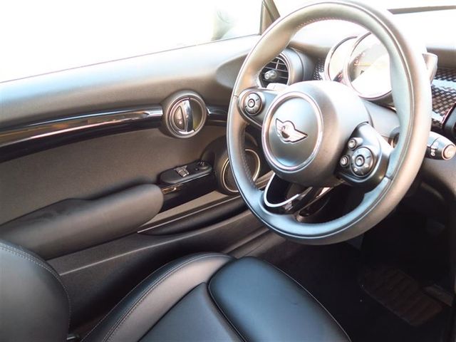 2015 MINI Cooper S Hardtop 2 Door S - 16921605 - 13