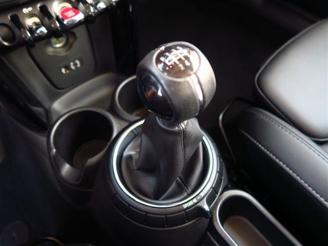 2015 MINI Cooper S Hardtop 2 Door S - 16921605 - 25