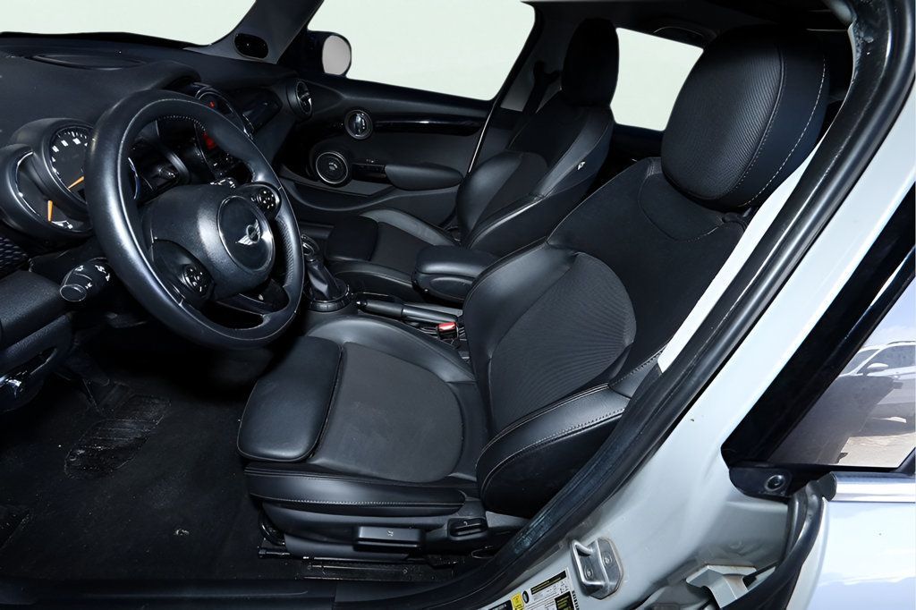 2015 Mini Cooper S Hardtop 4 Door photo 12
