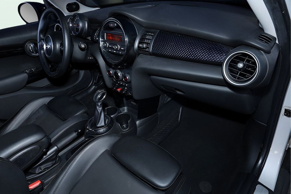 2015 Mini Cooper S Hardtop 4 Door photo 19