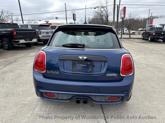 2015 MINI Cooper S Hardtop 4 Door   - 22990694 - 2