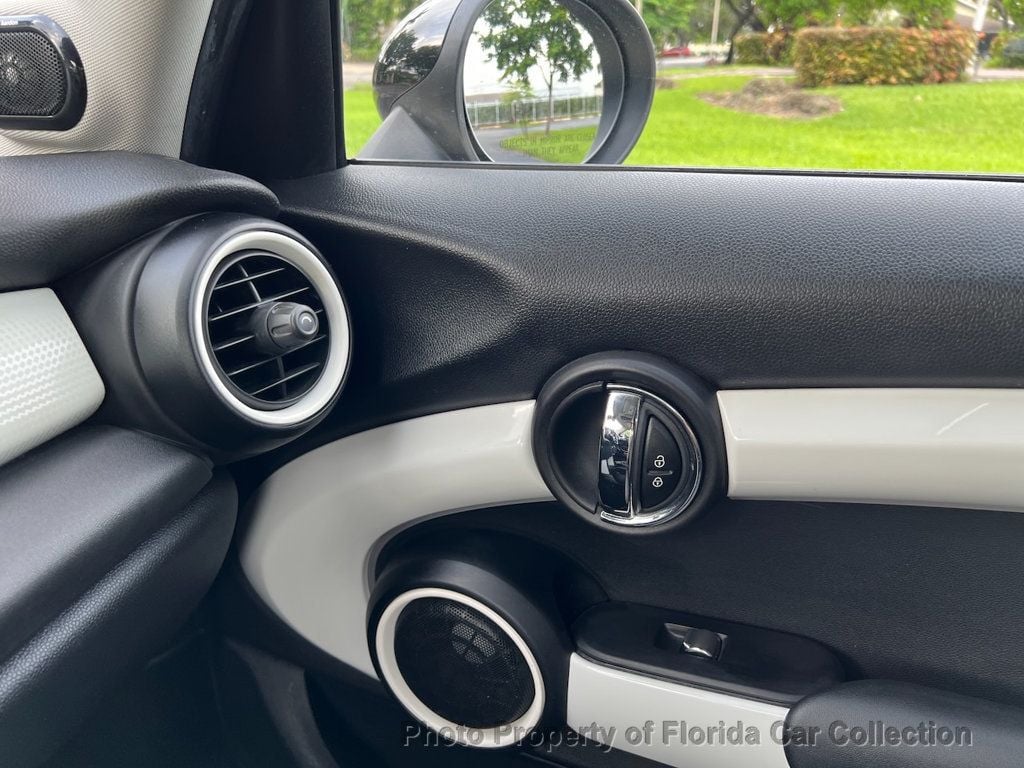 2015 MINI Cooper S Hardtop 4 Door  - 22909649 - 52