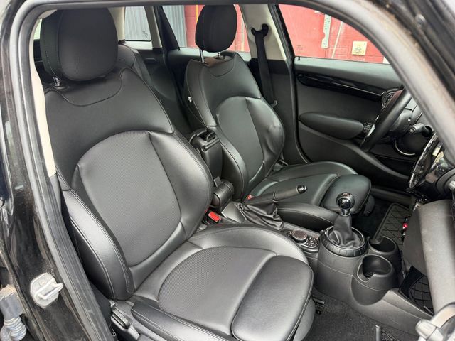 2015 MINI Cooper S Hardtop 4 Door CLEAN CARFAX, 6-SPD MANUAL, FULLY LOADED, PAN SUNROOF, NAVI - 23070206 - 3