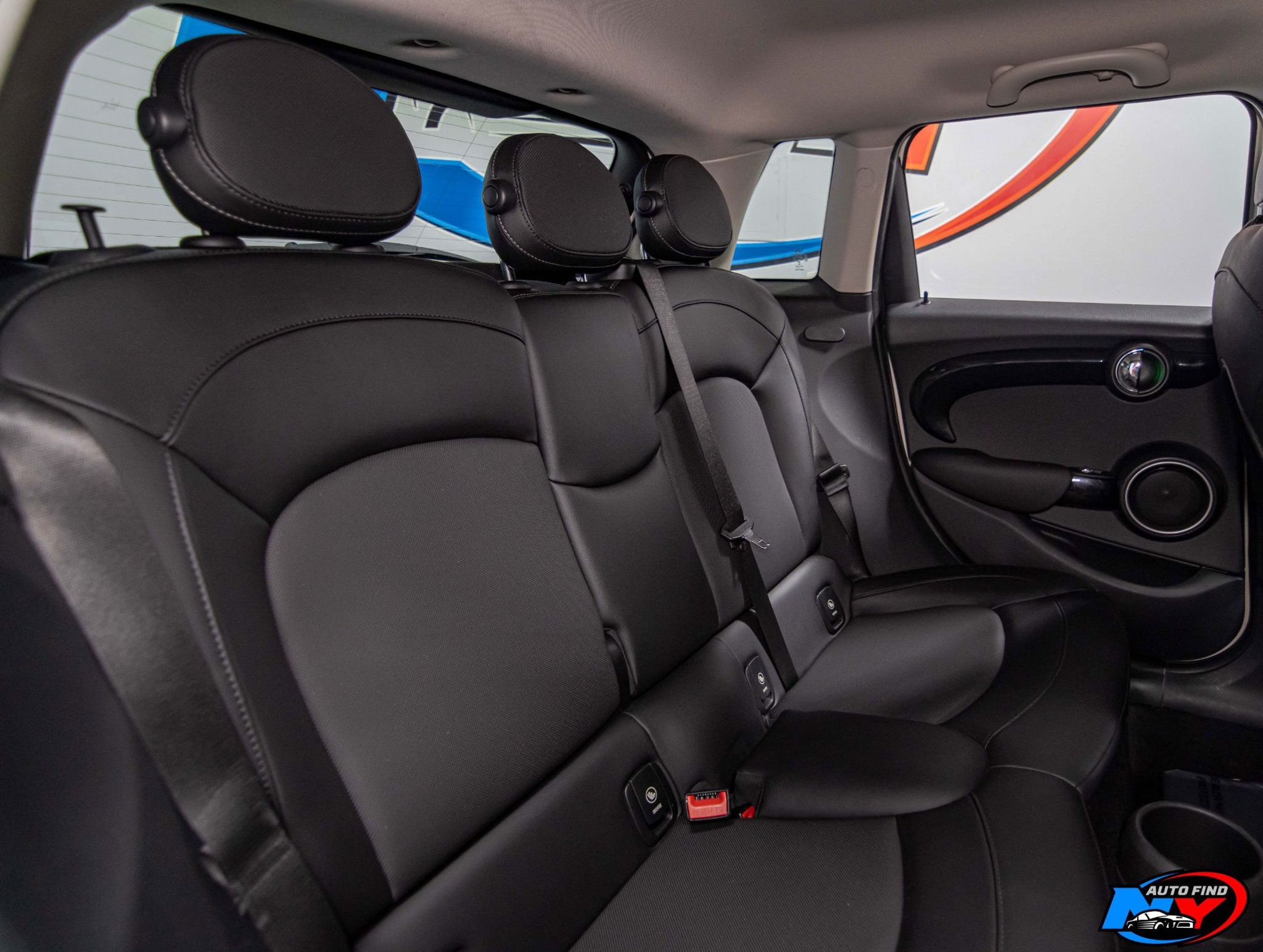 2015 Mini Cooper S Hardtop 4 Door photo 14