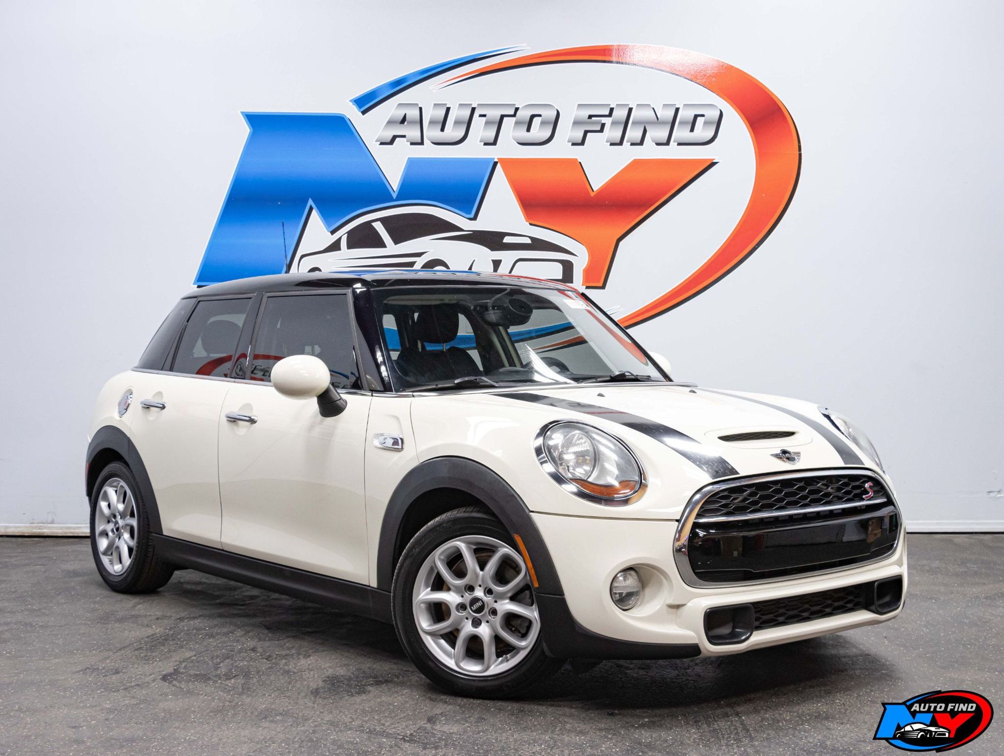 2015 Mini Cooper S Hardtop 4 Door photo 5