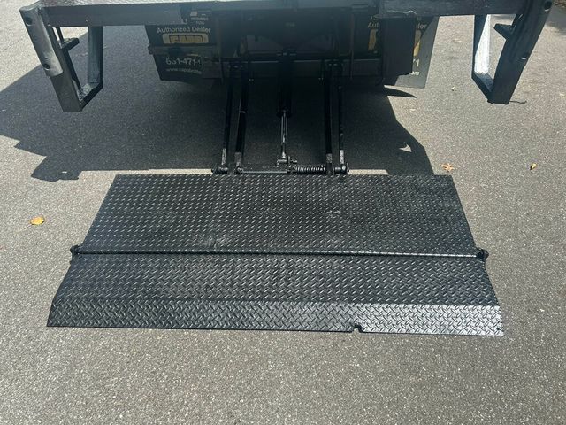 2015 Mitsubishi FUSO FEC72S 16 FOOT BOX TRUCK WITH LIFTGATE MANY OTHERS IN STOCK - 22827631 - 9