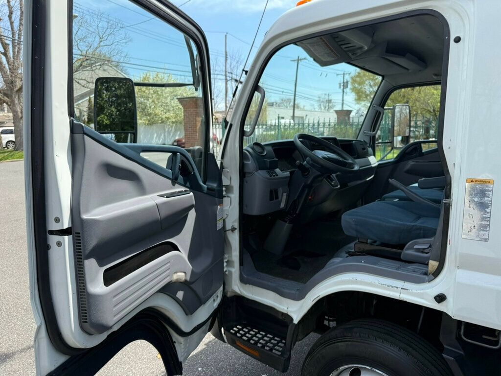 2015 Mitsubishi FUSO FEC72S 16 FOOT BOX TRUCK WITH LIFTGATE MANY OTHERS IN STOCK - 22827631 - 28