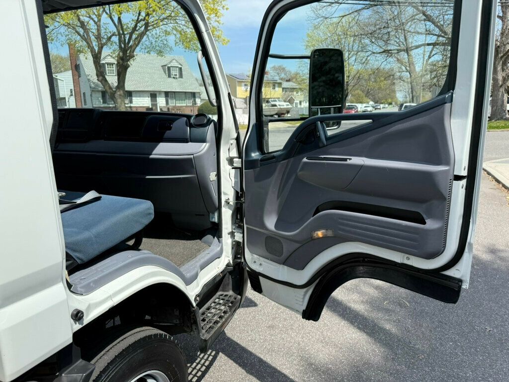 2015 Mitsubishi FUSO FEC72S 16 FOOT BOX TRUCK WITH LIFTGATE MANY OTHERS IN STOCK - 22827631 - 36