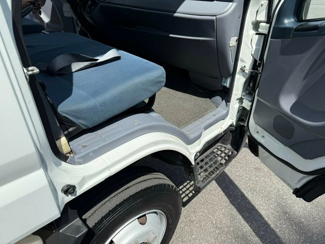 2015 Mitsubishi FUSO FEC72S 16 FOOT BOX TRUCK WITH LIFTGATE MANY OTHERS IN STOCK - 22827631 - 37