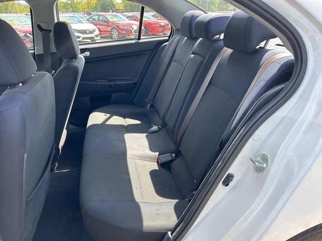 2015 Mitsubishi Lancer ES - 22923253 - 6