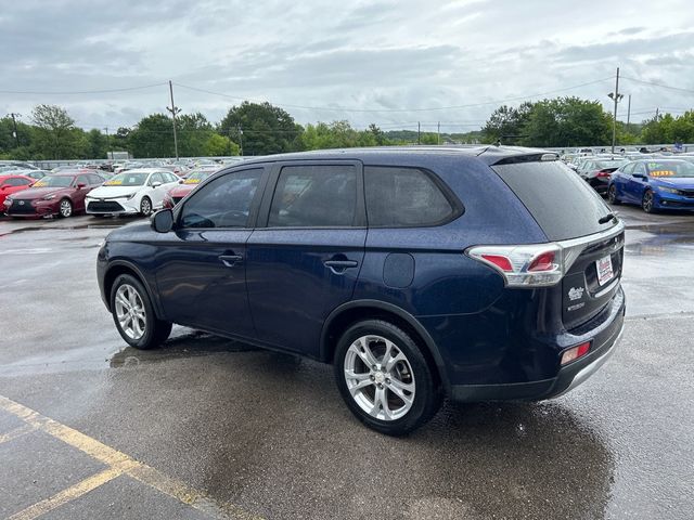 2015 Mitsubishi Outlander 2WD 4dr SE - 23042897 - 5