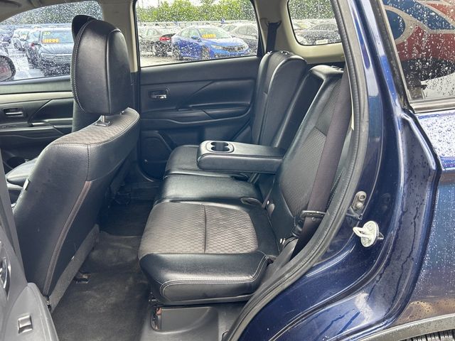 2015 Mitsubishi Outlander 2WD 4dr SE - 23042897 - 7