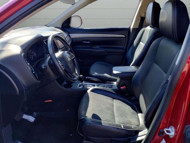 2015 Mitsubishi Outlander 2WD 4dr SE - 22934572 - 15