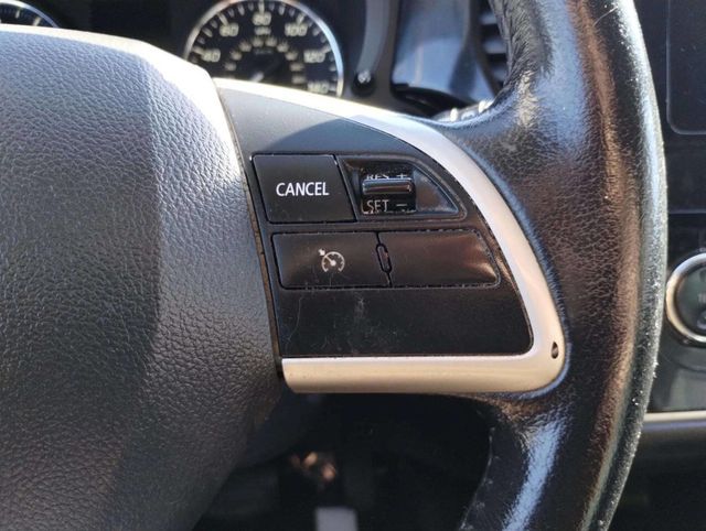 2015 Mitsubishi Outlander 2WD 4dr SE - 22934572 - 24