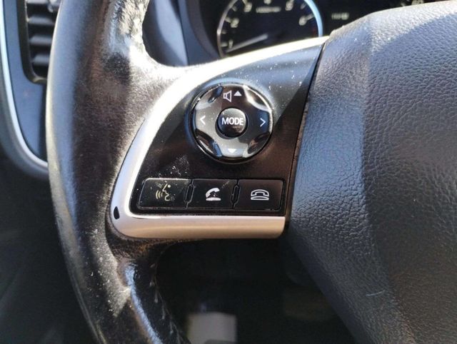 2015 Mitsubishi Outlander 2WD 4dr SE - 22934572 - 25