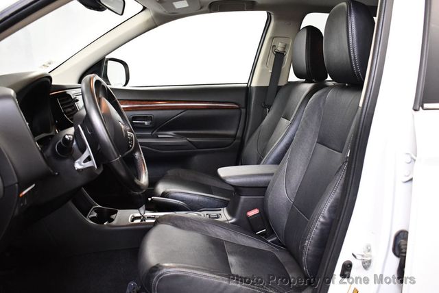 2015 Mitsubishi Outlander 4WD 4dr GT - 22523998 - 5